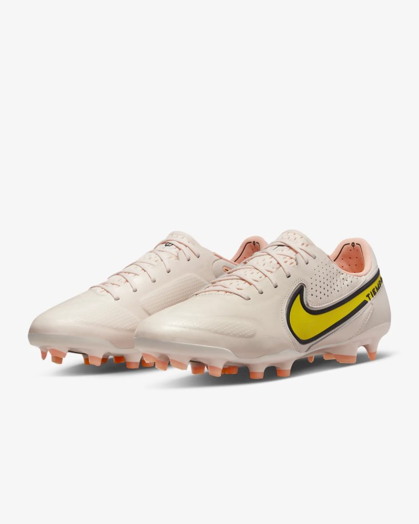 A pair of professional-grade Nike football boots suitable for grass or 3G pitches.